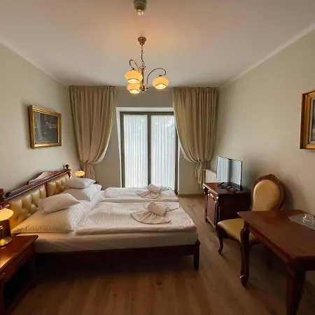 Ξενοδοχείο με διαμερίσματα Irys Boutique - Przy Plazy 4*