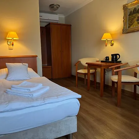 Irys Boutique - Przy Plazy Apartahotel 4*