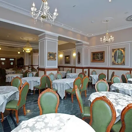Irys Boutique - Przy Plazy Apartahotel 4*
