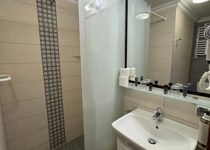 מלון דירות Irys Boutique - Przy Plazy 4*